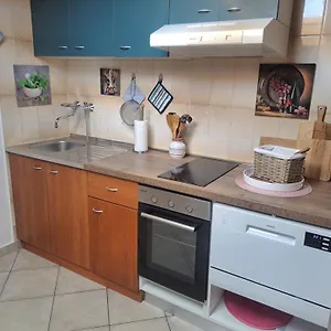  Apartment Donna